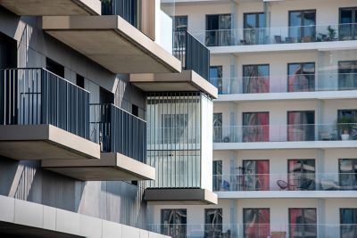 Pierwsza Dzielnica in Katowice, Poland features Saflex Clear PVB interlayers.