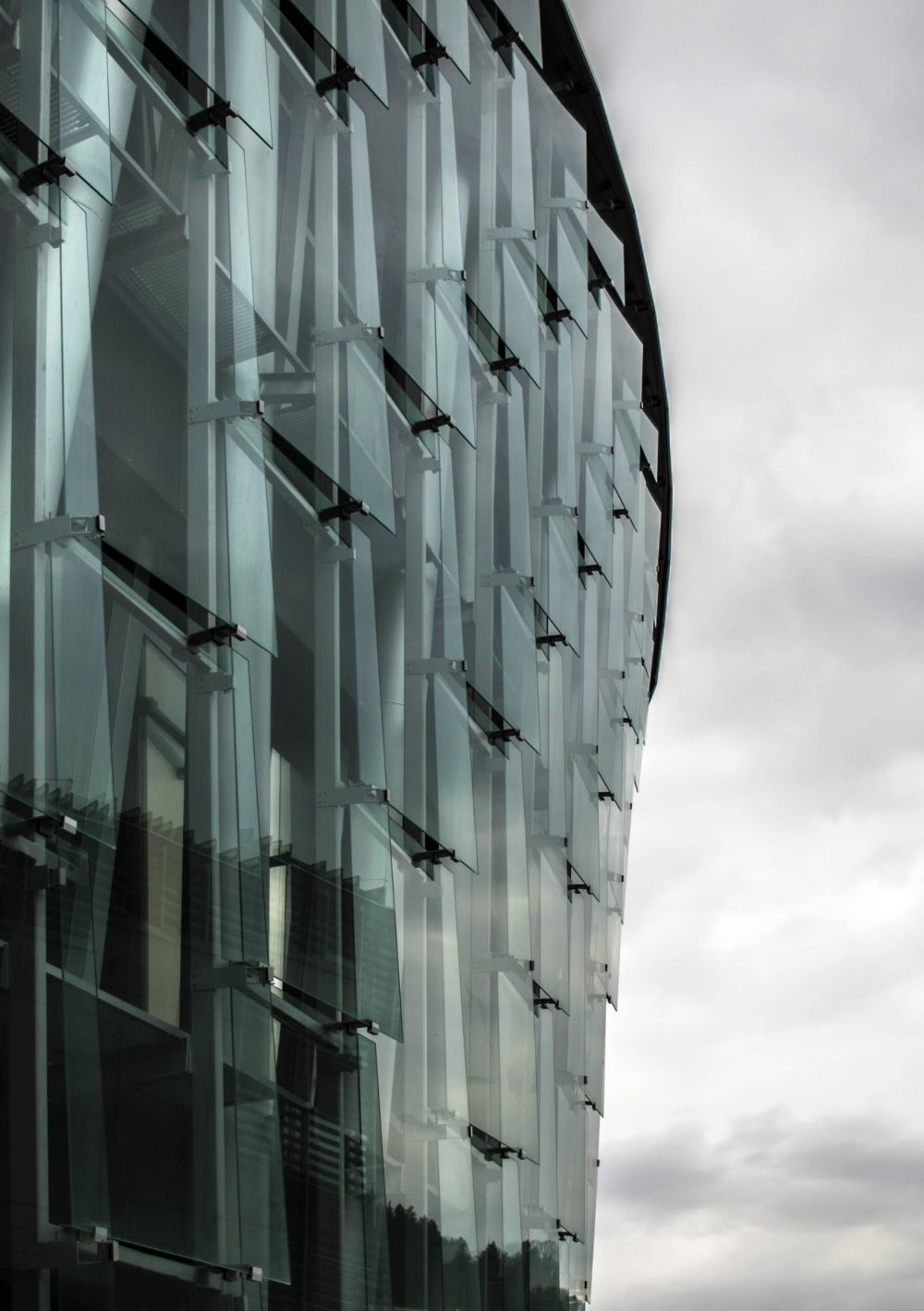 FEM software and Saflex™ interlayer modulus properties 