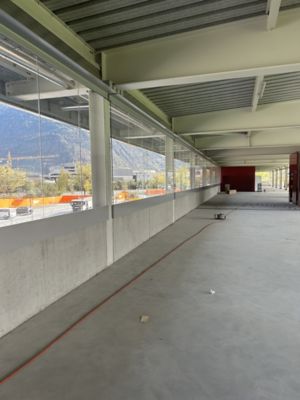 bridge partitions made of glass