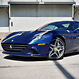 Blauer Ferrari California T geschützt durch LLumar Platinum Lackschutzfolie 