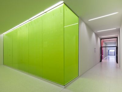 green partition