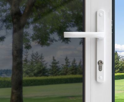 Gila® Heat Control Light Gray Window Film on sliding glass door