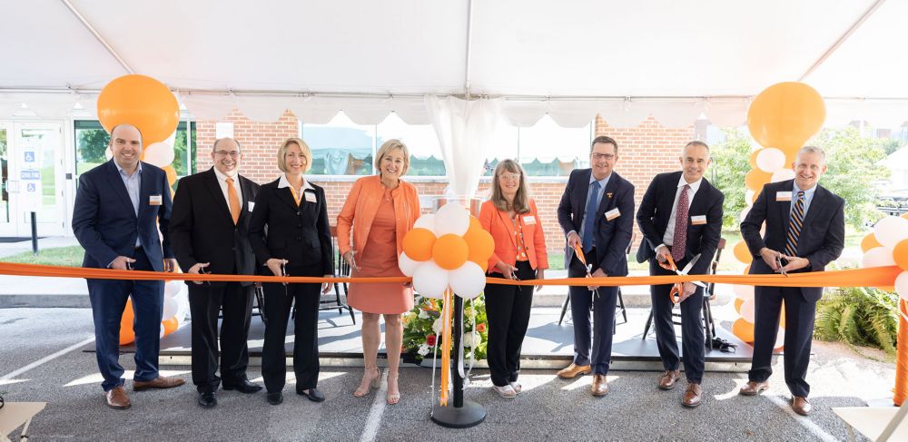 Eastman Innovation Center dedicated on UT campus