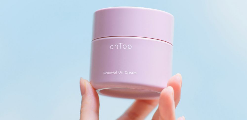 onTop cosmetics is first Chinese beauty brand to launch