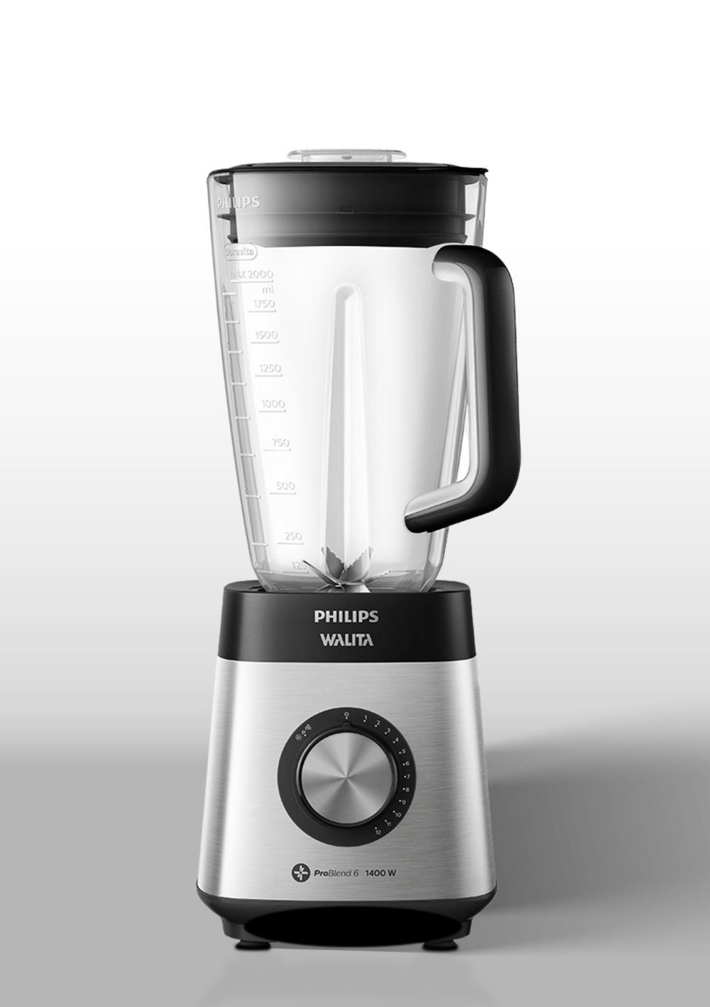 The Phillips Walita 5000 Series RI2242/90 blender with a transparent jar made with Tritan Renew.. 
