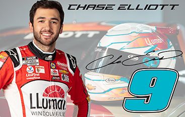 Chase Elliott, piloto del auto n.º 9 LLumar