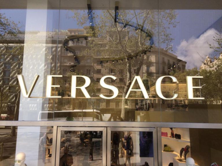 versace shop window 