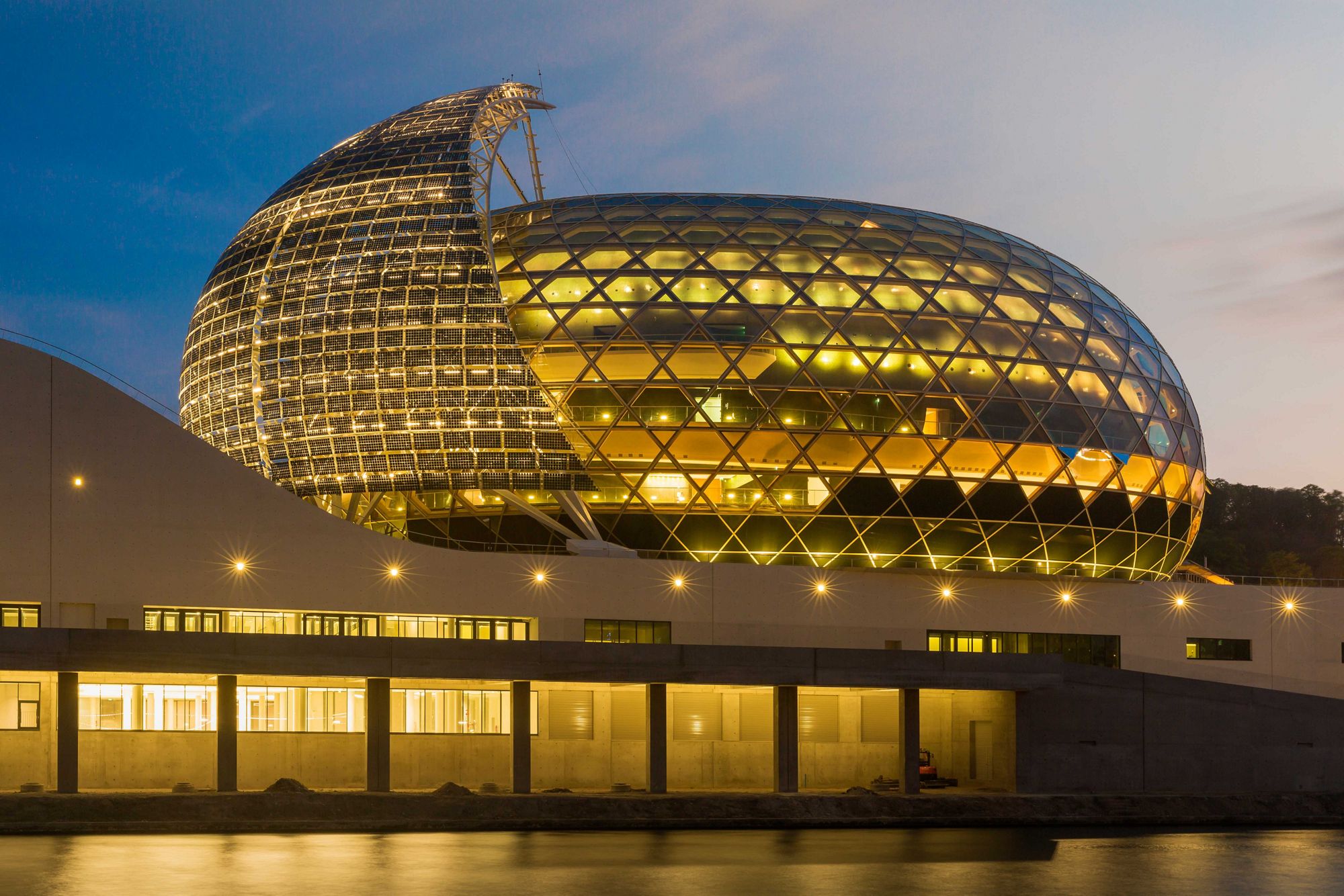 Academy museum of motion pictures utilized Saflex Structural in the overhead glazing 